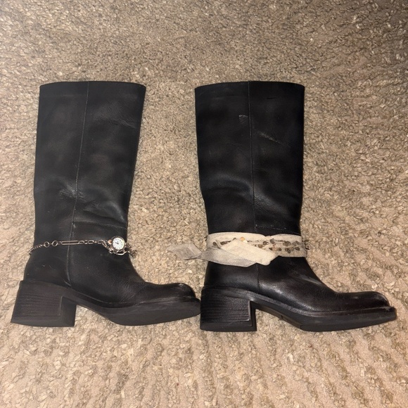 free people dana distressed leather boot - Picture 7 of 7